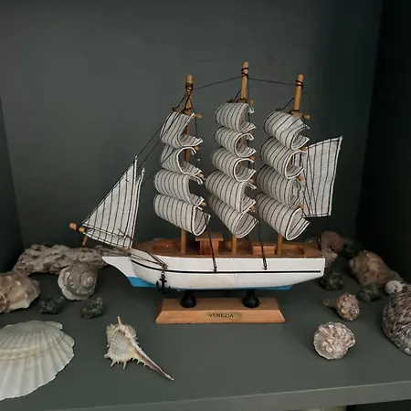 Seaside Appartamento Golem (Tirana)