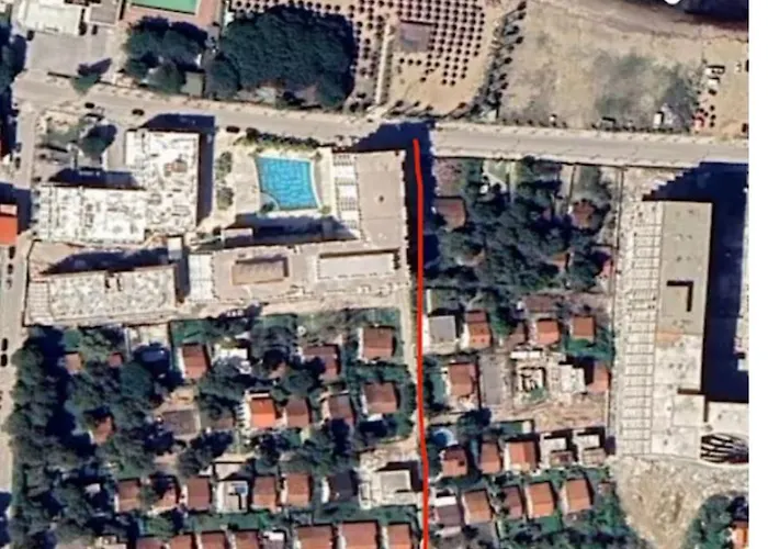 Seaside Golem (Tirana)